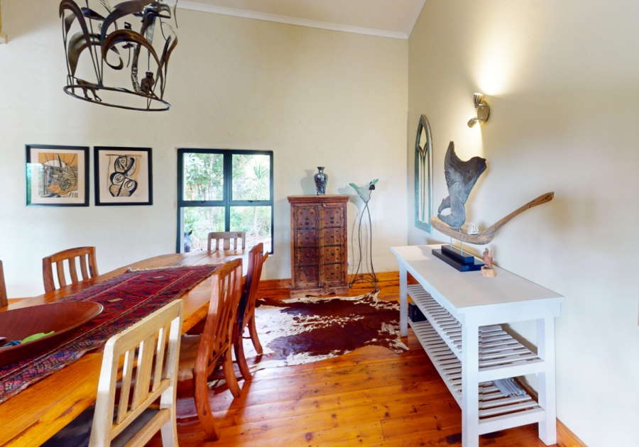 To Let 5 Bedroom Property for Rent in Rheenendal Western Cape